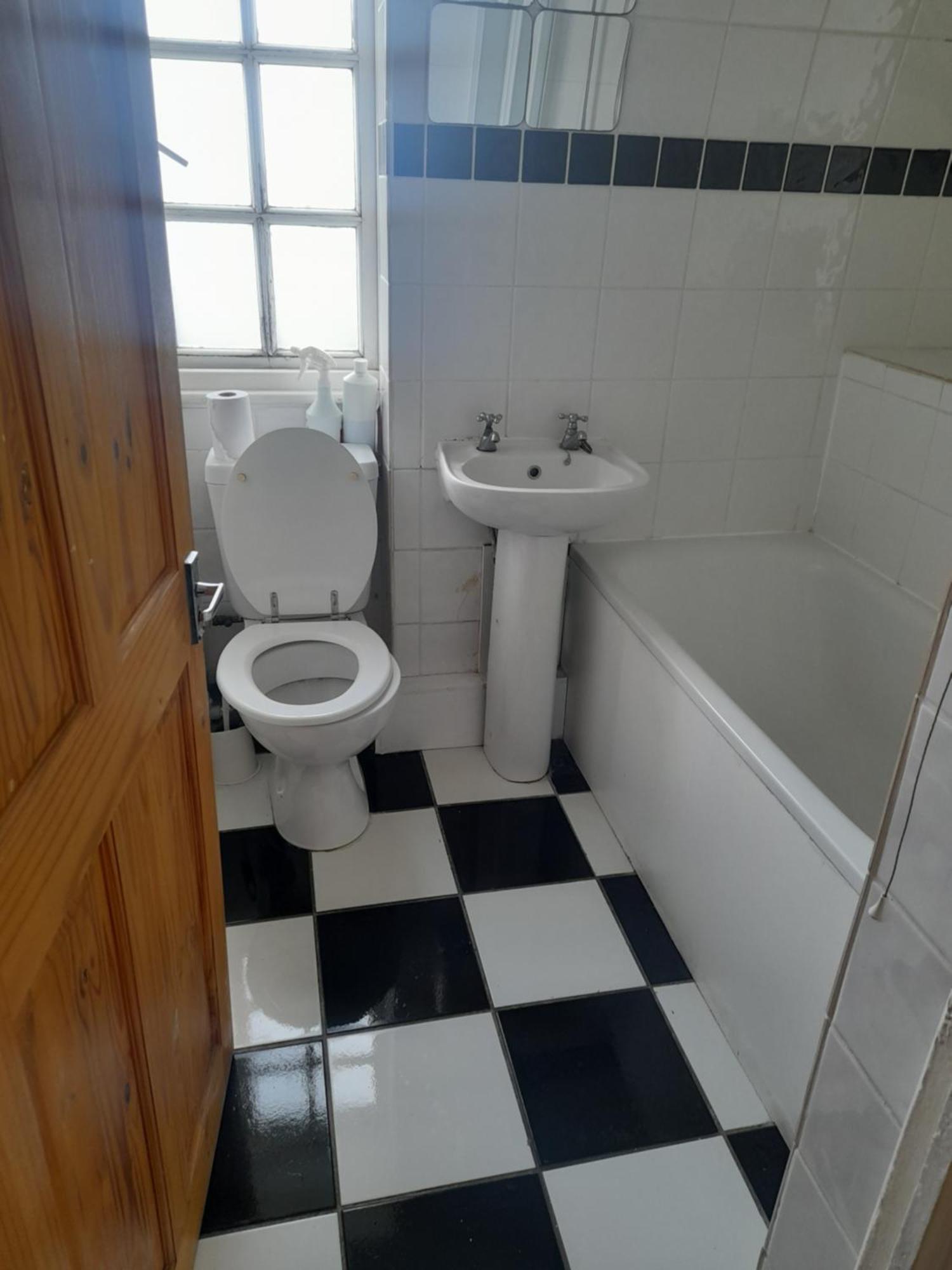 Big Double Room, Great Location Privatunterkunft London