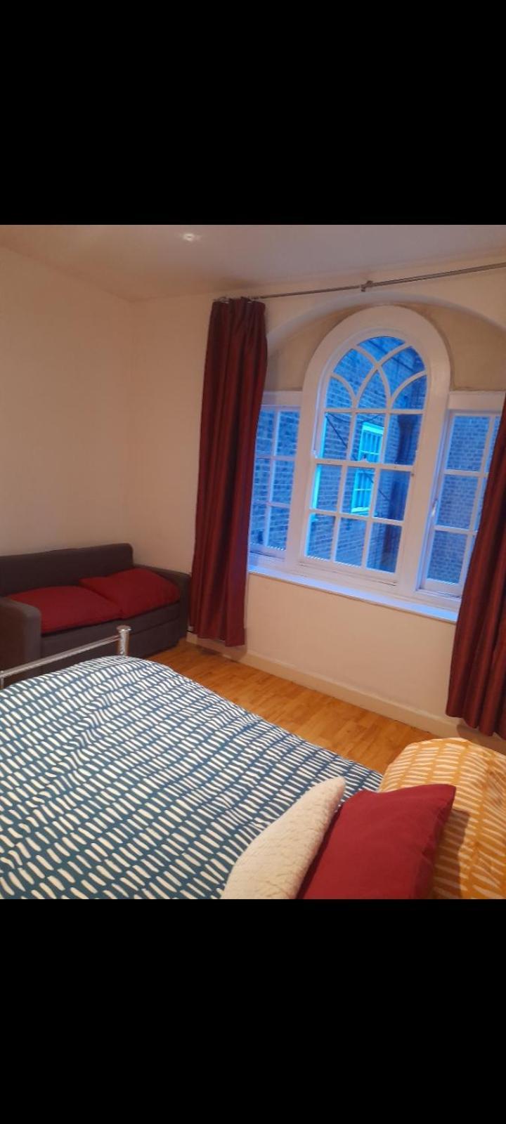 Big Double Room, Great Location * London